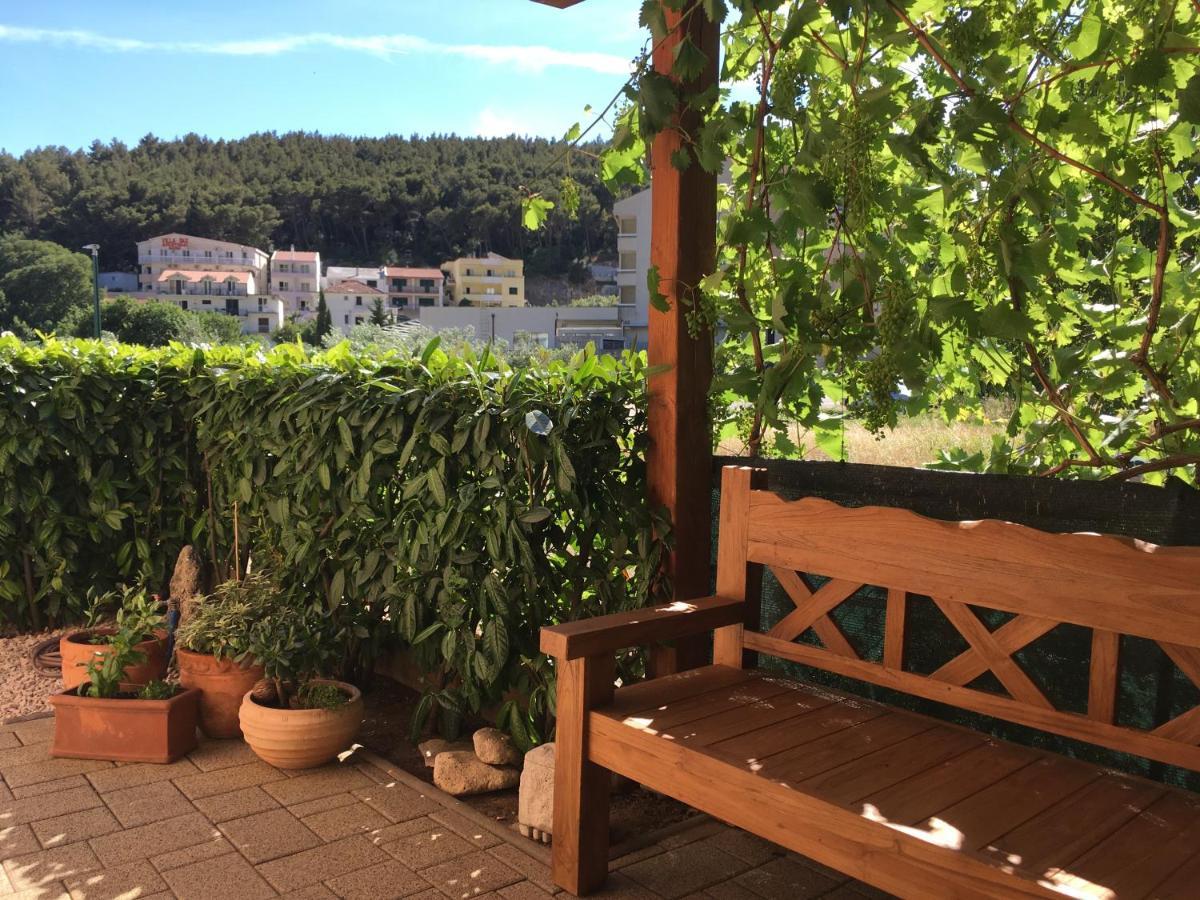 Villakamena Drvenik  Exteriér fotografie