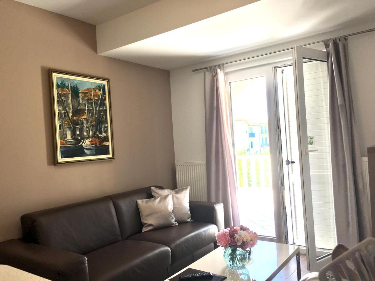Villakamena Drvenik  Exteriér fotografie